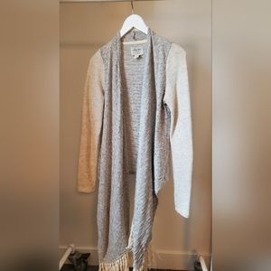 Lucky Brand Size Small, Grey/Cream Sweater